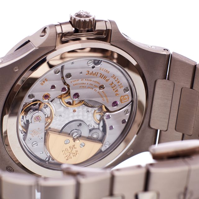 Patek Philippe Nautilus 5740/1G-001 Image 4